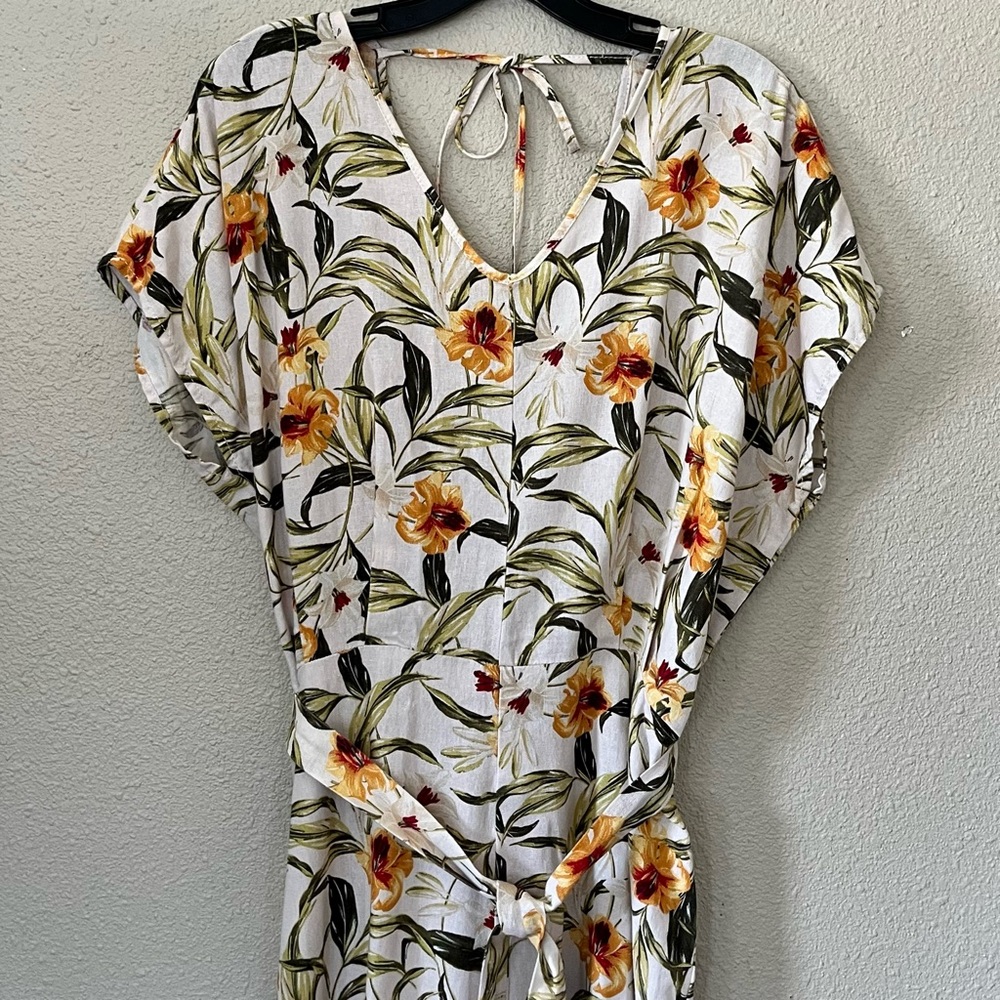 Kensie Floral Jumpsuit Size M
